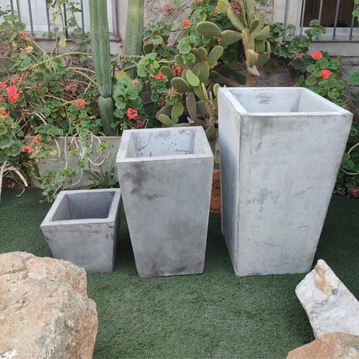 Maceteros Cónicos | Complementarios para tu jardín - FVH